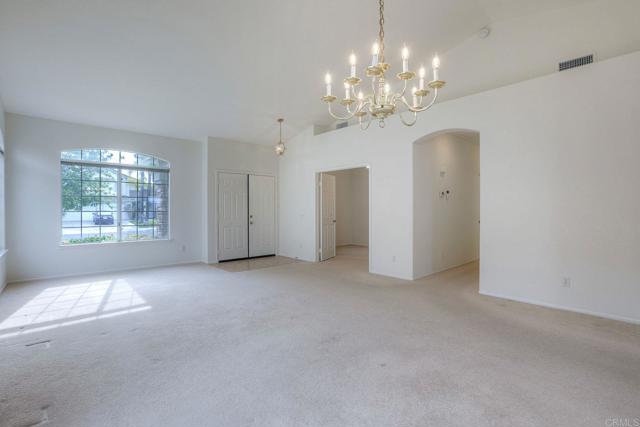 Detail Gallery Image 9 of 37 For 31852 Corte Montecito, Temecula,  CA 92592 - 4 Beds | 2 Baths