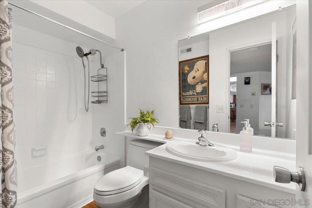 1020 Washington - photo 16