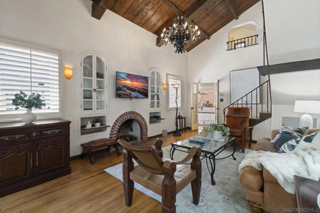 1434 5th Street, Coronado CA: https://media.crmls.org/mediaz/30eb2cd8-c735-4976-b4ce-85191ed9dcf4.jpg
