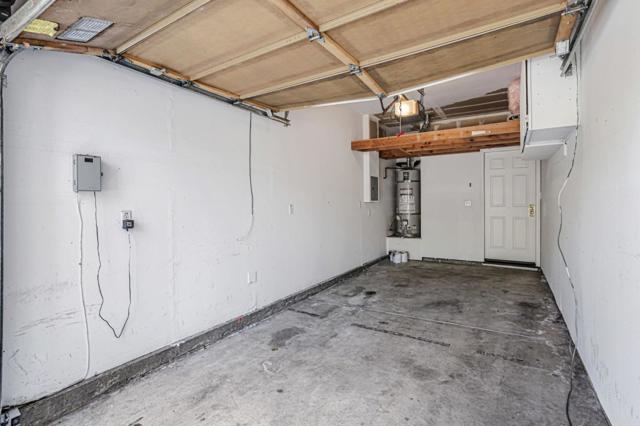 103 Whits Road, Mountain View CA: https://media.crmls.org/mediaz/30eb31c8-307b-4447-9b37-129e886868bf.jpg