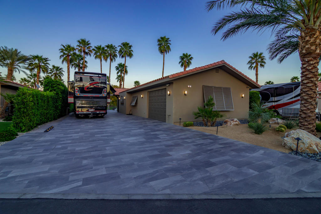 MLS #219133242DA image #3