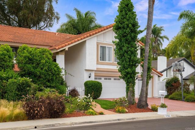 2702 Jacaranda Avenue, Carlsbad CA: https://media.crmls.org/mediaz/30edcb86-6d48-4bd4-97b5-a34ab1740d8a.jpg