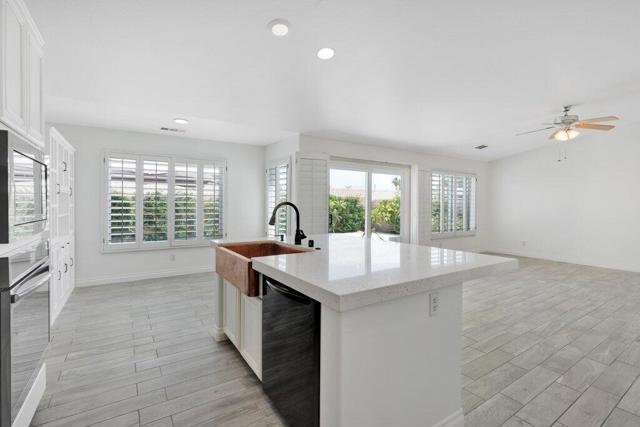 78900 Galaxy Drive, La Quinta CA: https://media.crmls.org/mediaz/30ee3708-13e2-4388-8861-78781c1250e2.jpg