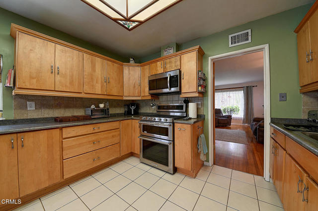 Detail Gallery Image 35 of 53 For 2030 Lomita Park Pl, Lomita,  CA 90717 - 3 Beds | 2 Baths