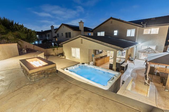 1209 Morgan Hill Dr, Chula Vista CA: https://media.crmls.org/mediaz/30eeebf9-df02-44d5-a4c7-656a2483acb3.jpg