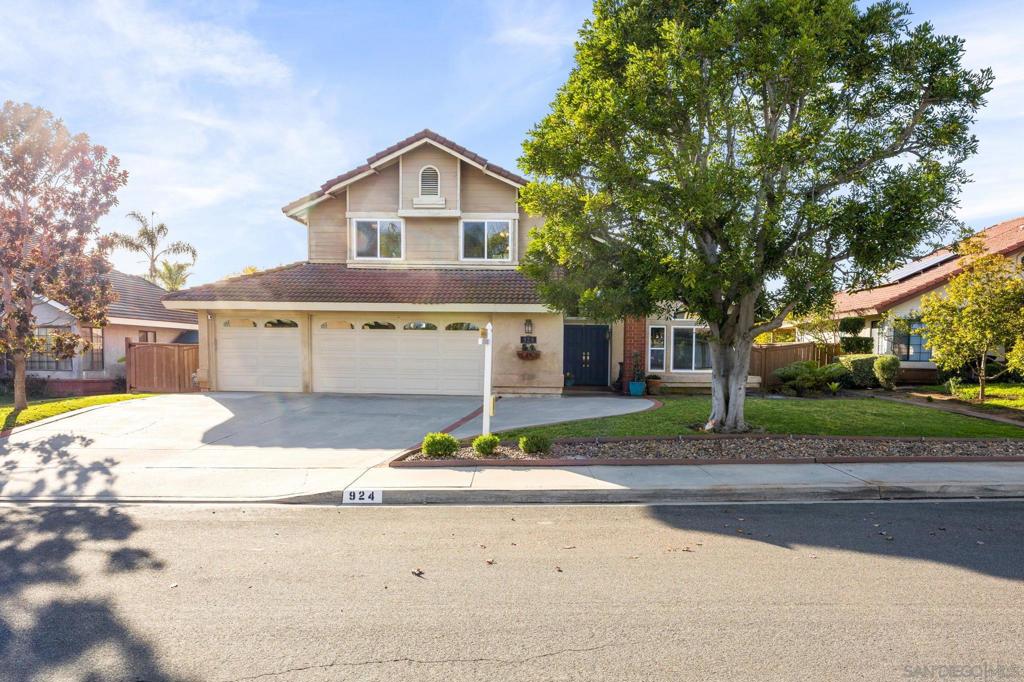 924 Merlin Ct