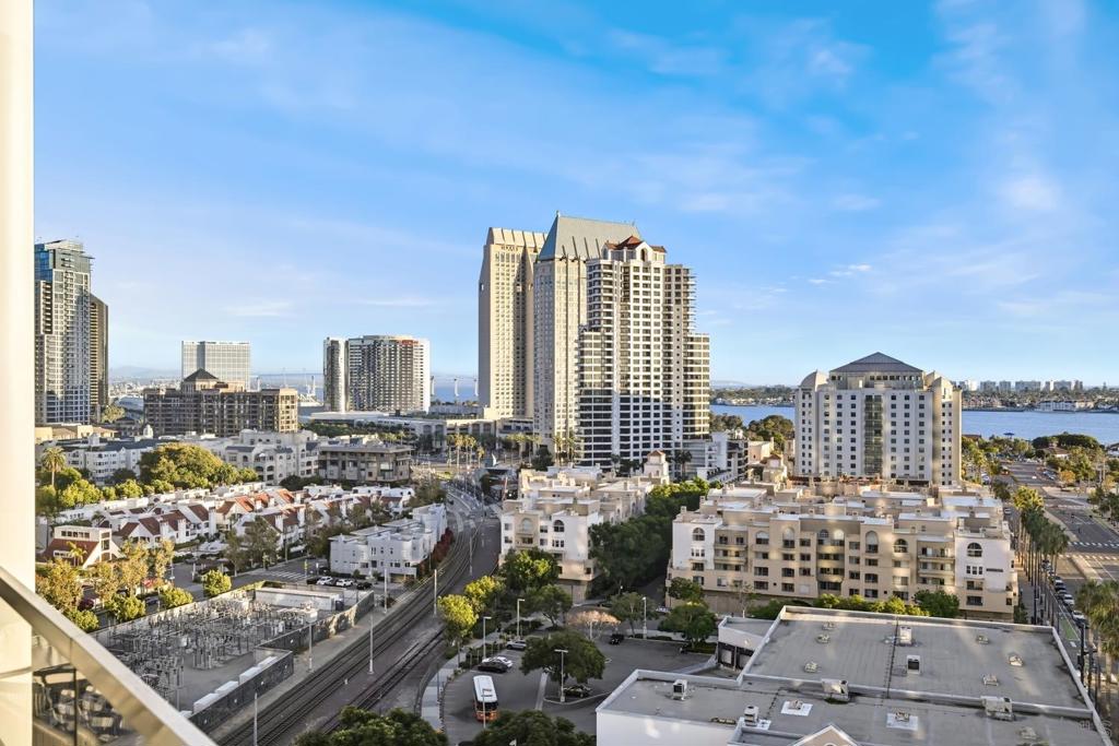 MLS #250040924SD image #44