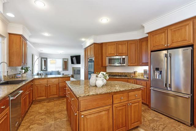 Image 4 of 24 For 13748 Torrey Glenn Road