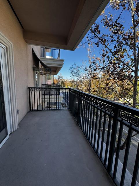 200 Sheridan Avenue, Palo Alto CA: https://media.crmls.org/mediaz/30f0d679-d8eb-46f5-a5fa-74e4f81e2a97.jpg