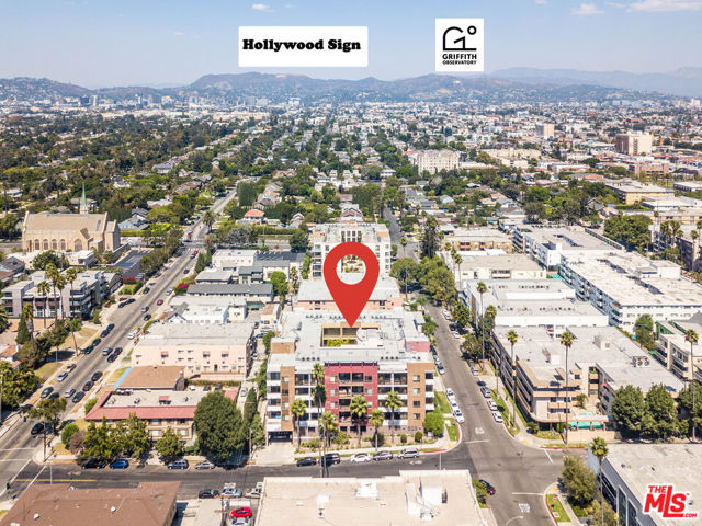 345 S Gramercy Place, Los Angeles CA: https://media.crmls.org/mediaz/30f12fc2-9362-4878-bde7-3bb12bc50cc9.jpg