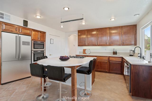 Detail Gallery Image 12 of 40 For 2288 Boulders Ct, Alpine,  CA 91901 - 4 Beds | 3 Baths