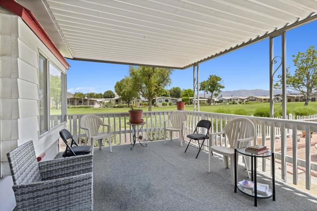 5001 W Florida Avenue, Hemet CA: https://media.crmls.org/mediaz/30f3407a-4ce6-4183-ad61-d5ab9c19b87c.jpg