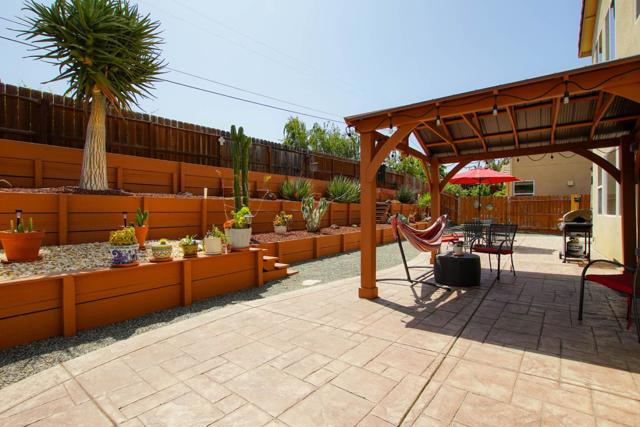 1251 Mulberry Street, Hollister CA: https://media.crmls.org/mediaz/30f3eccf-9203-49c5-bfa3-9b219f7965a1.jpg