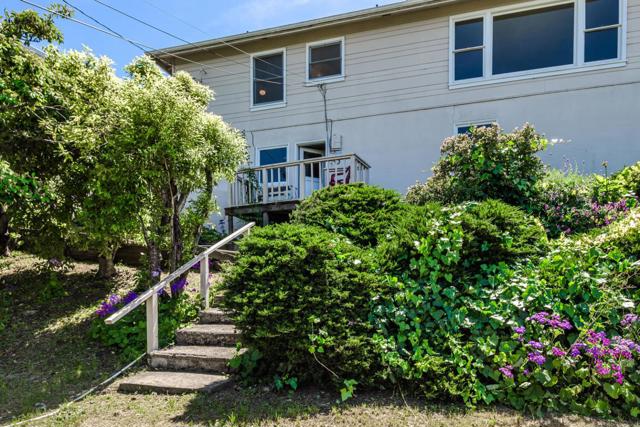 4301 Camden Avenue, San Mateo CA: https://media.crmls.org/mediaz/30f408a6-ffc4-4421-a22a-aadb401905b3.jpg