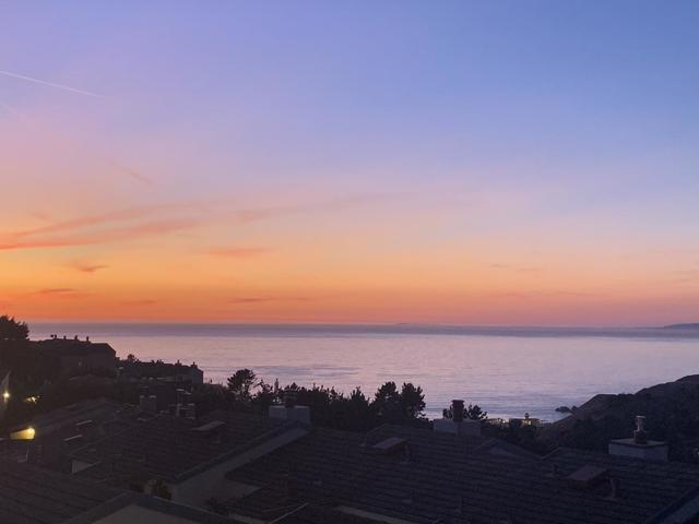 991 Fassler Avenue, Pacifica CA: https://media.crmls.org/mediaz/30f5d4d3-af5c-4a39-8a5f-bd14b0974cd7.jpg