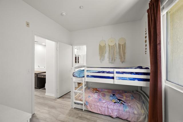 7715 El Cajon Boulevard, La Mesa CA: https://media.crmls.org/mediaz/30f6b28f-5510-4760-8da6-7420ae3e22fc.jpg