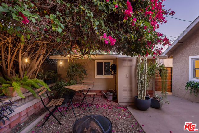 1519 Morton Terrace, Los Angeles CA: https://media.crmls.org/mediaz/30f6cc0b-b766-4b94-bf4b-f3c40dce4fa3.jpg