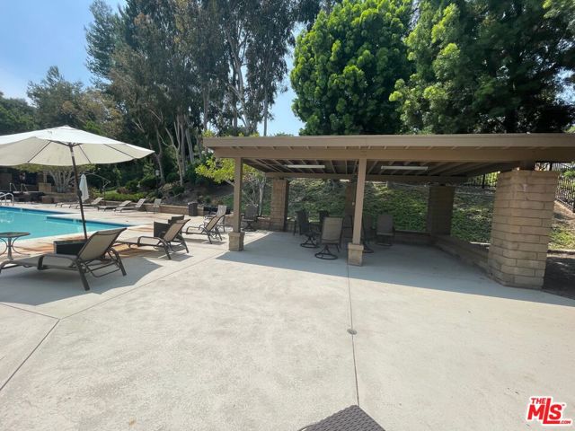 23502 Coso, Mission Viejo CA: https://media.crmls.org/mediaz/30f85922-72c8-4859-9b31-d861c11d4778.jpg