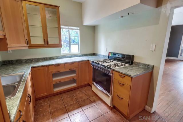 1834 Polk, San Diego CA: https://media.crmls.org/mediaz/30f89934-e712-4073-abc6-85b6300f3139.jpg