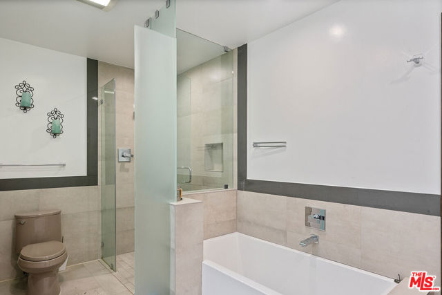 2175 S Beverly Glen Boulevard, Los Angeles CA: https://media.crmls.org/mediaz/30f8aea2-c270-4ccd-b14e-00ff6b6eee0d.jpg