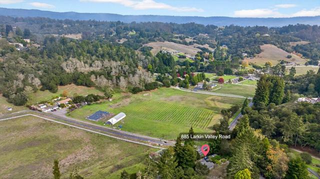 885 Larkin Valley Road, Watsonville CA: https://media.crmls.org/mediaz/30f92098-7c15-4a50-8fef-626975018ea6.jpg