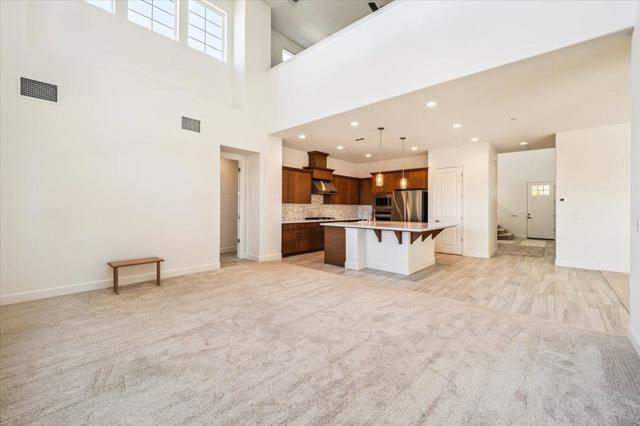 465 Russell Way, Marina CA: https://media.crmls.org/mediaz/30fae187-7d32-4665-886b-67f2e301e1d1.jpg