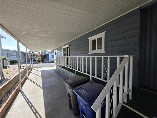 3535 Linda Vista Drive, San Marcos CA: https://media.crmls.org/mediaz/30fb9c27-6ce7-4e30-9db4-5c1e52ee9199.jpg