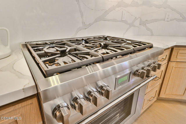 3327 Olivegrove Place, Thousand Oaks CA: https://media.crmls.org/mediaz/30fbbc9f-13d7-4dd3-bbbf-bae7d2244f11.jpg