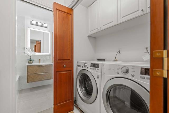 90 Walnut Avenue, Atherton CA: https://media.crmls.org/mediaz/30fc0725-0b5b-44c7-950d-4283ea9eac3f.jpg