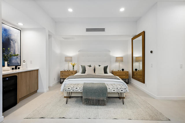 160 Kiva Drive, Palm Desert CA: https://media.crmls.org/mediaz/30fc711a-394c-4adb-bb9c-c5e6cbb1eff1.jpg