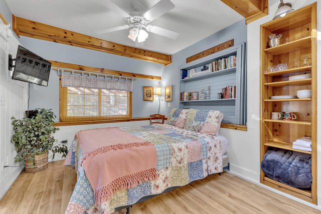 25585 Alderwood St Street, Idyllwild CA: https://media.crmls.org/mediaz/30fd2edc-ef44-46aa-8495-03cec5fd4025.jpg