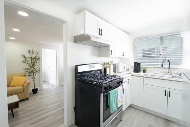 Detail Gallery Image 13 of 50 For 426 E Plaza, National City,  CA 91950 - – Beds | – Baths