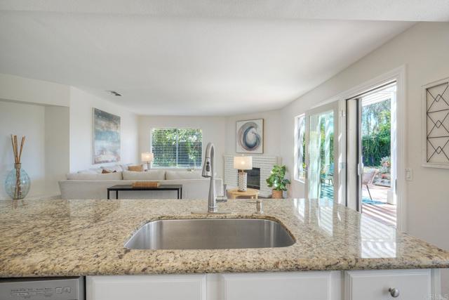 Detail Gallery Image 16 of 39 For 3369 Tournament Dr, Oceanside,  CA 92056 - 5 Beds | 3 Baths