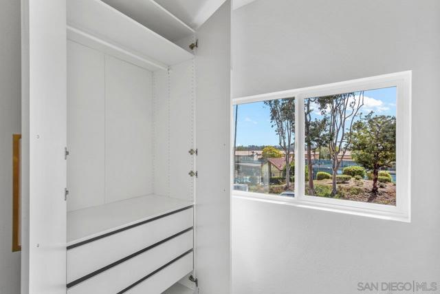 6923 Camino Pacheco, San Diego CA: https://media.crmls.org/mediaz/3102a244-c8a9-495e-968f-6e0b6990d5cf.jpg