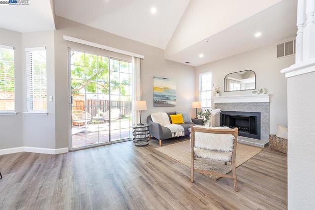 Image 13 of 60 For 4708 Cabello St