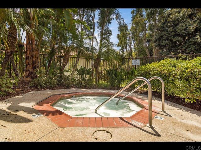 Detail Gallery Image 26 of 31 For 12590 Carmel Creek Rd #10,  San Diego,  CA 92130 - 2 Beds | 2 Baths