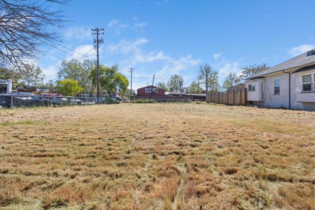 895 S 2nd Street, San Jose CA: https://media.crmls.org/mediaz/3103f748-f462-415b-8da6-6304ed45af62.jpg