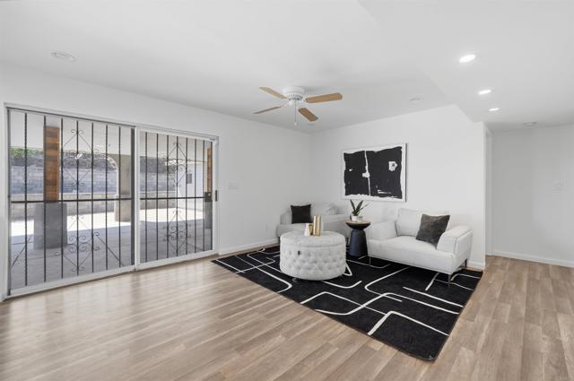 Detail Gallery Image 13 of 43 For 1770 Tooley Cir, San Diego,  CA 92114 - 4 Beds | 3 Baths