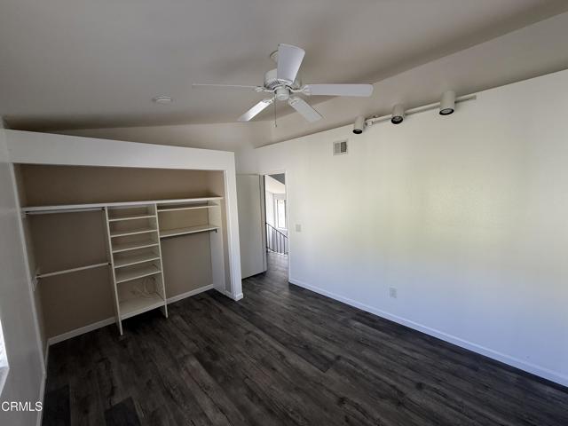 2328 Eskimo Lane, Ventura CA: https://media.crmls.org/mediaz/3104a346-66d5-4601-a98f-6da8dff25c24.jpg