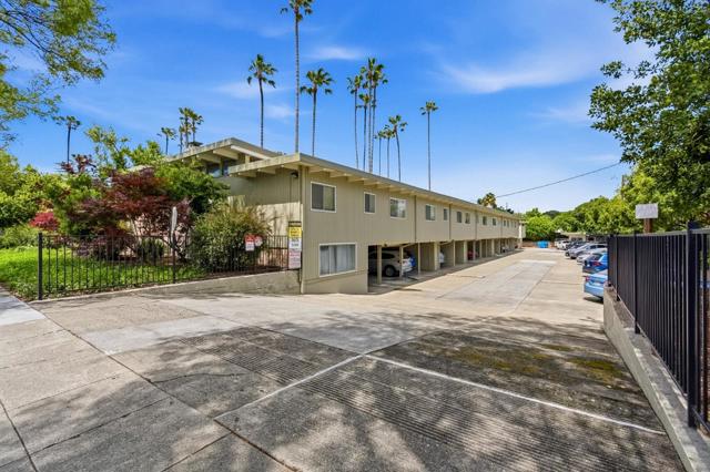 Image 47 of 65 For 3909 Middlefield Road F