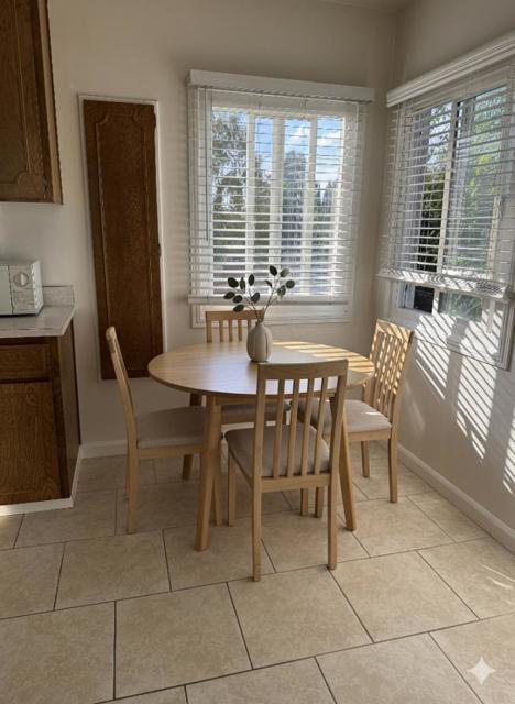 24545 Leona Drive, Hayward CA: https://media.crmls.org/mediaz/31052427-f06d-4124-9f42-08dd98ea99b1.jpg