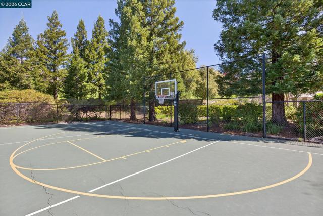 Image 53 of 60 For 1038 Mccauley Rd