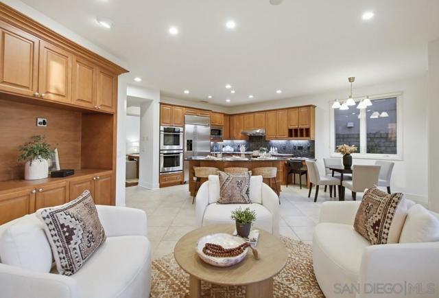 5448 Caminito Bayo, La Jolla CA: https://media.crmls.org/mediaz/31081cf3-fa0c-47b1-8d8b-8296beff25bc.jpg