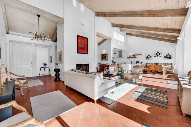 511 Desert West Drive, Rancho Mirage CA: https://media.crmls.org/mediaz/31089689-d0ab-4399-bb6f-79fa7b5b6c4e.jpg