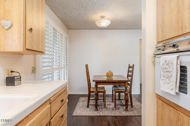 Detail Gallery Image 10 of 21 For 359 S Euclid Ave, Pasadena,  CA 91101 - 2 Beds | 1 Baths