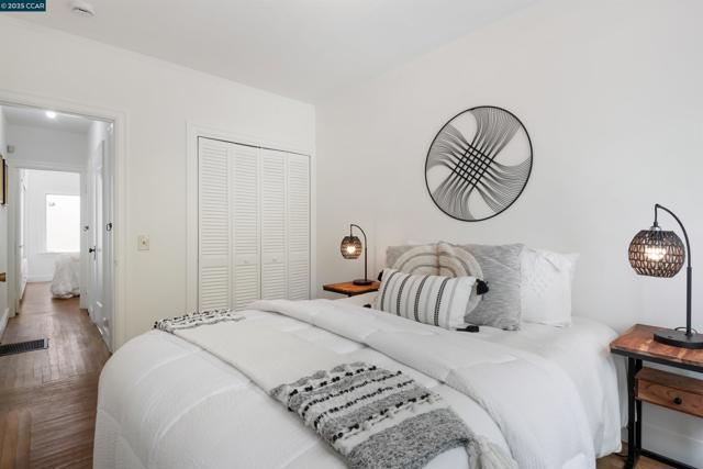 708 Cornell Ave, Albany CA: https://media.crmls.org/mediaz/3109e6cf-d7c3-4618-a084-6a0359b9e221.jpg