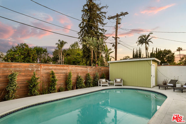 11536 Otsego Street, Valley Village CA: https://media.crmls.org/mediaz/310a55ca-3597-46b2-8f65-7791e29d3d4e.jpg