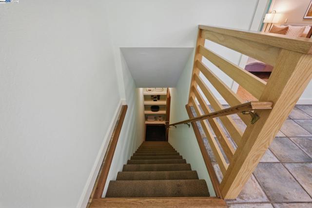 7380 Claremont Ave, Berkeley CA: https://media.crmls.org/mediaz/310a6c95-27e8-403e-b3ea-fcef5333893f.jpg