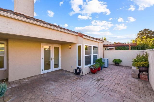 15905 Avenida Villaha, San Diego CA: https://media.crmls.org/mediaz/310ab071-851e-4429-b23c-7297917152ac.jpg