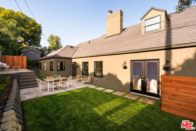 5103 Parkglen Avenue, Los Angeles CA: https://media.crmls.org/mediaz/310aea60-0c59-44e3-967f-c1e07fc8a169.jpg